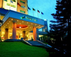 HA LONG PLAZA HOTEL